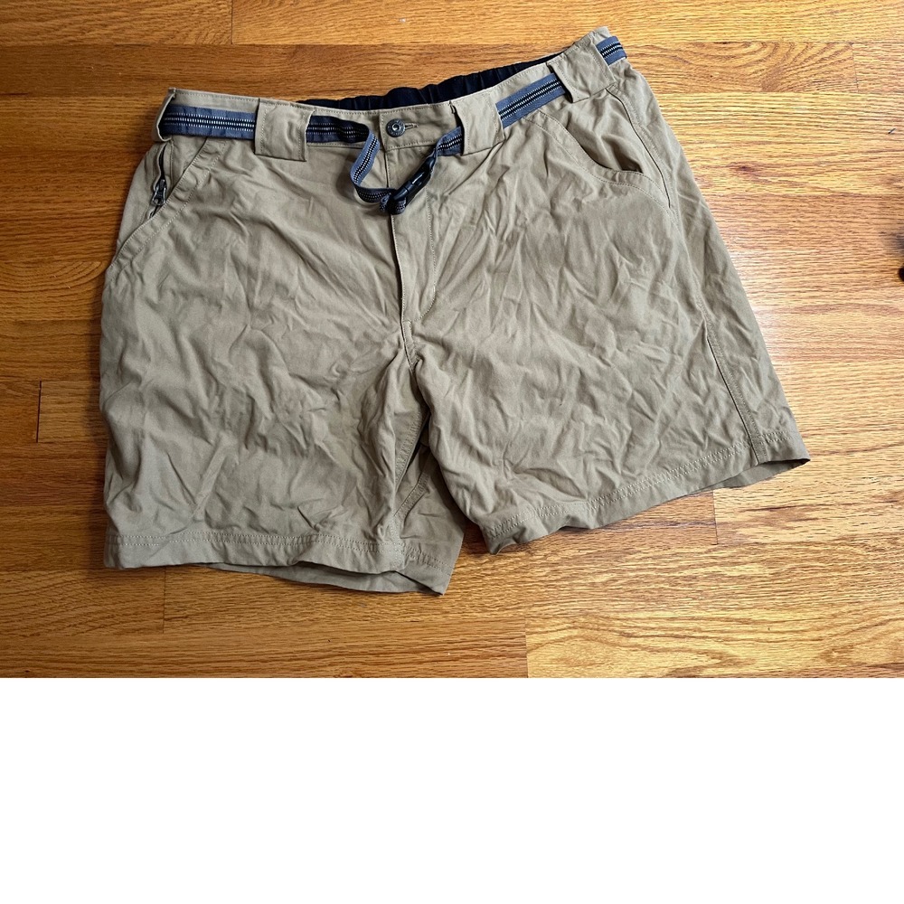 Duluth Trading Company Hiking Shorts Quick Dry Lightweight  Buckle Belt Beige XL